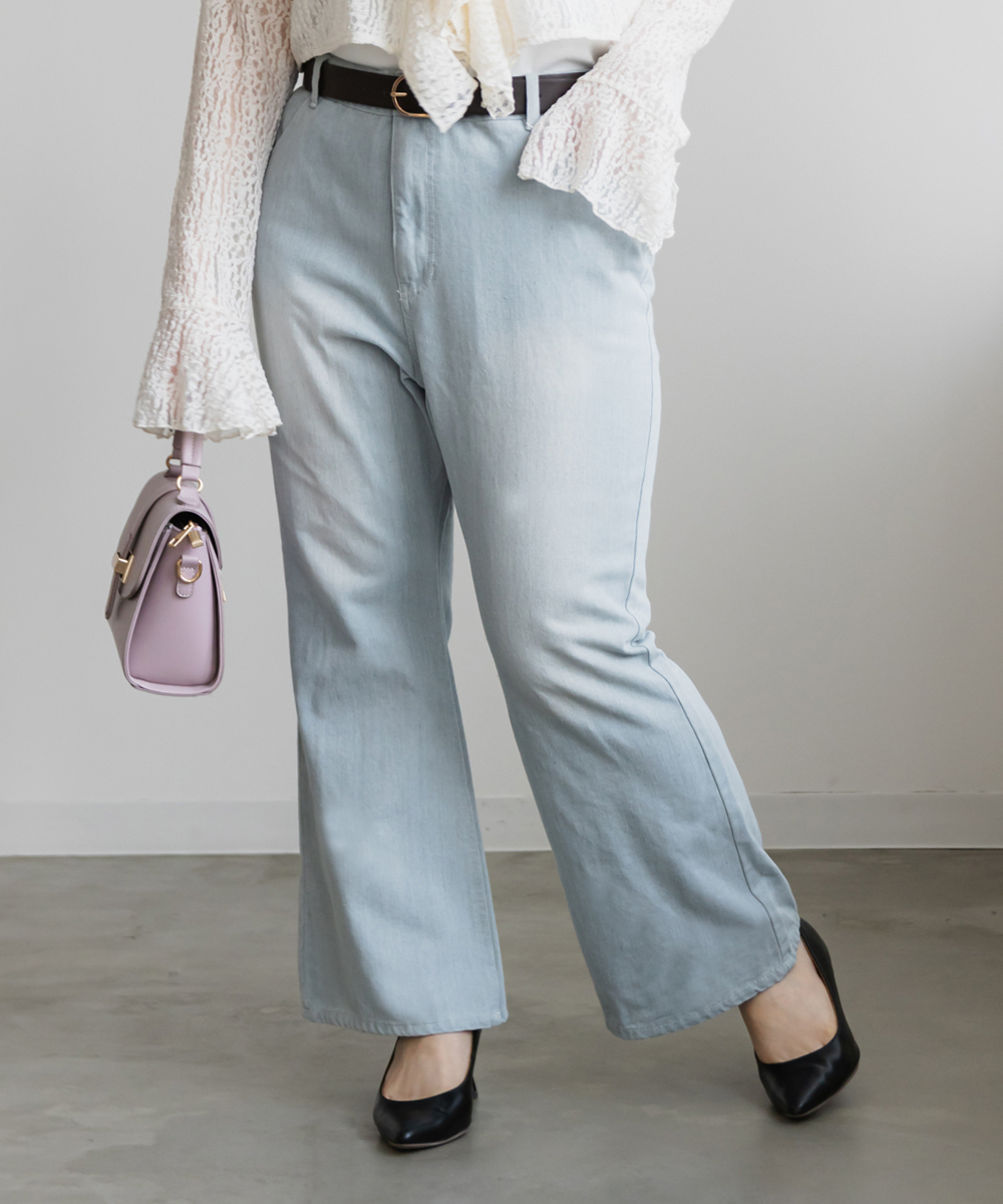 フレアデニムパンツ