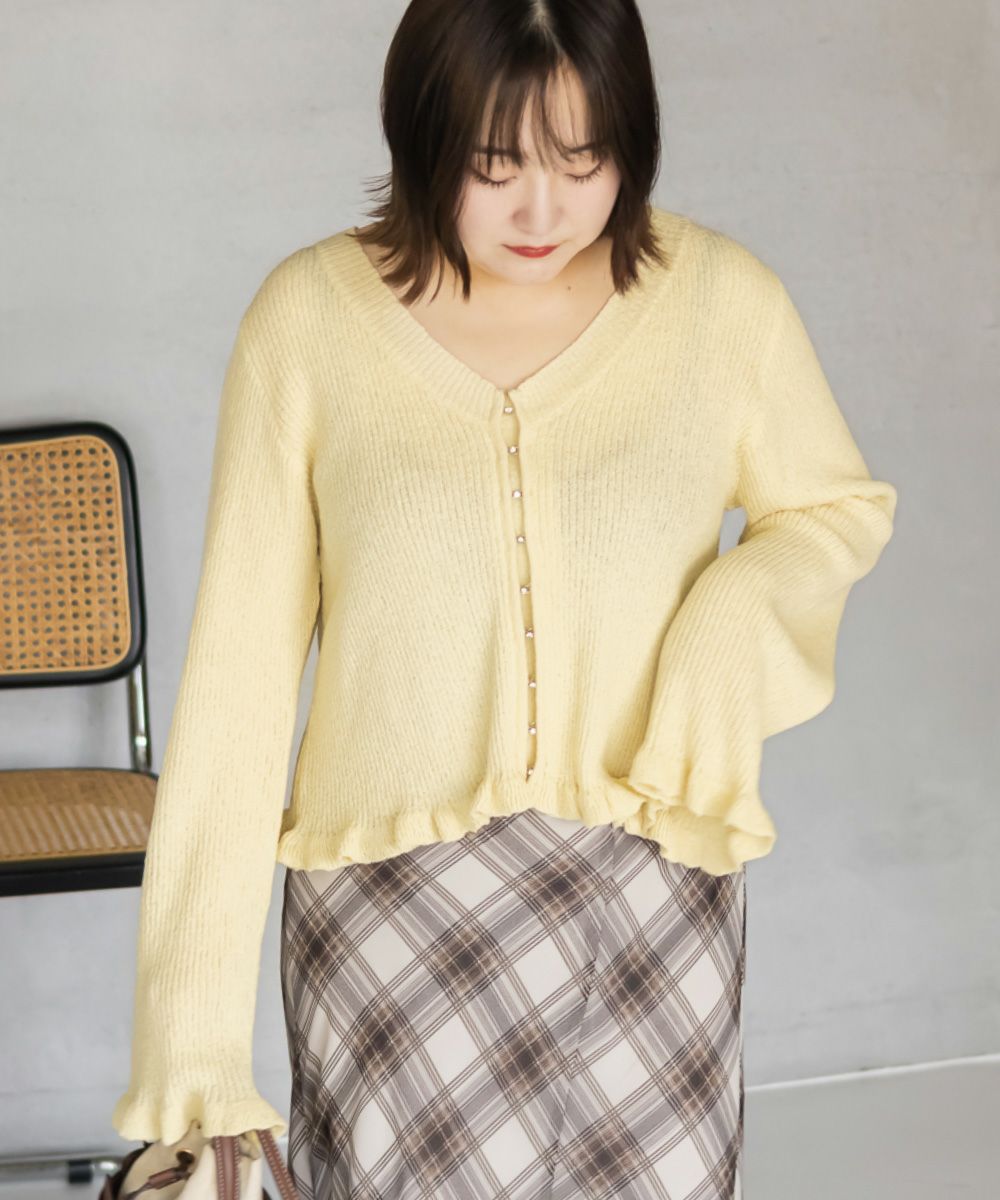 CLETTEオリジナルビジューボタンフリル使いニットカーディガン